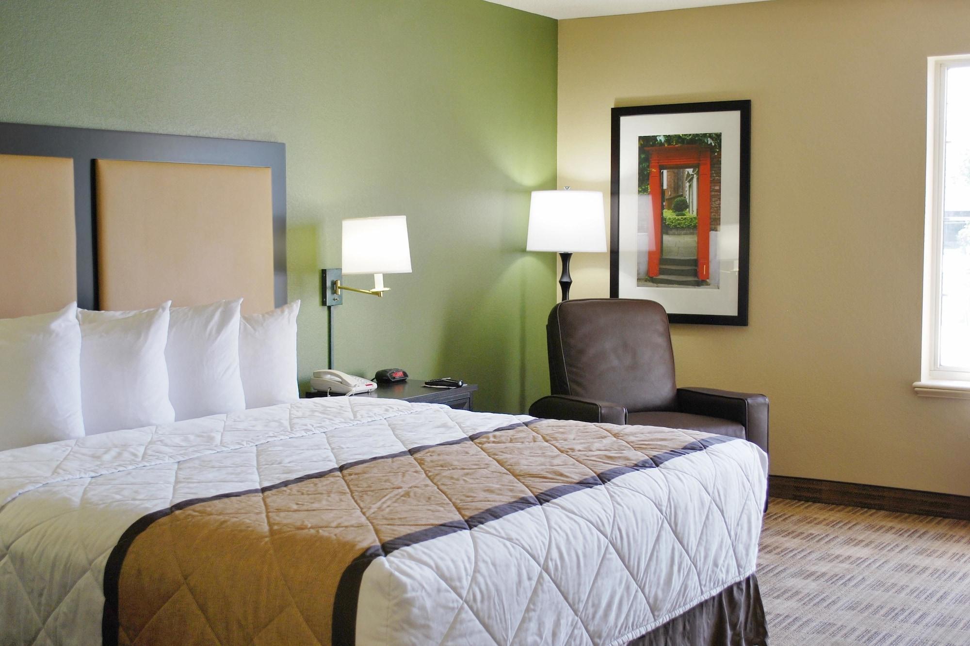 Extended Stay America Select Suites - St Louis - Airport - Central Bridgeton Exterior photo