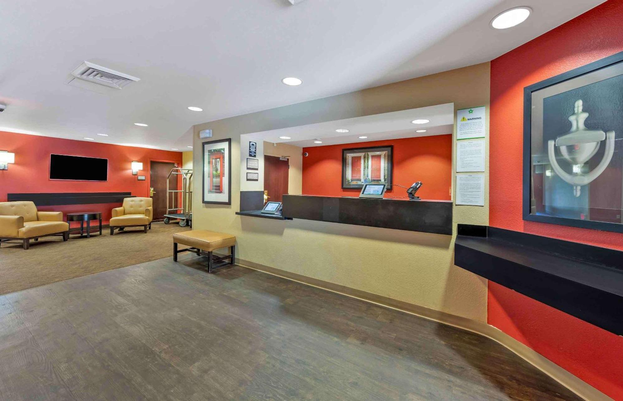 Extended Stay America Select Suites - St Louis - Airport - Central Bridgeton Exterior photo